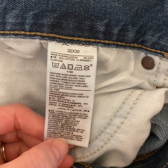 Men’s Old Navy Slim Built in Flex Jeans - Picture 4 of 6